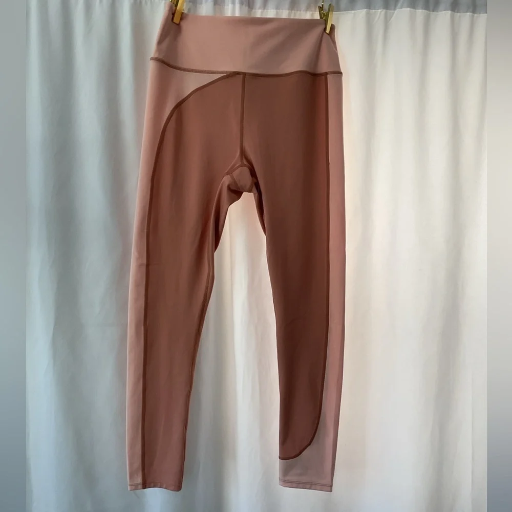 NWOT Strength and Lengthen Leggings - Picture 1 of 2
